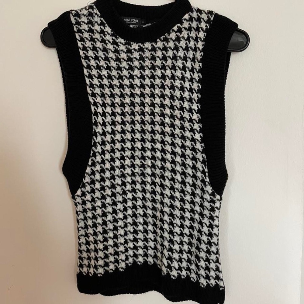 sweater vest